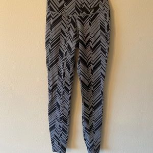 Nike full length patterned leggings!